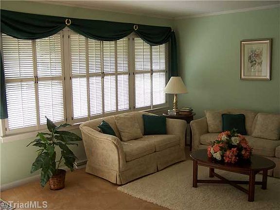 3rd image of 3222 Dreiser Pl