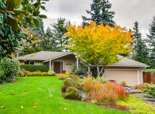 7365 SW Pineridge Ct, Portland, OR 97225