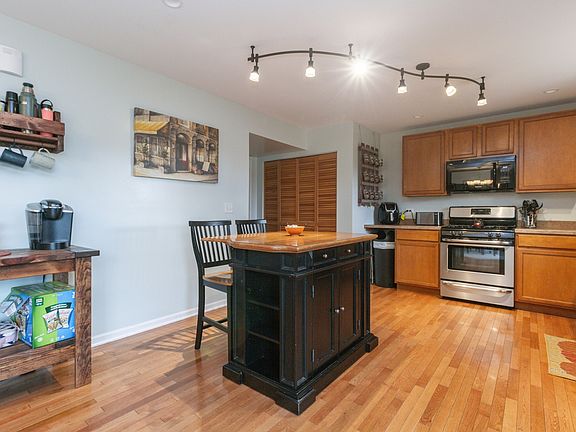 5th image of 1570 Eagle Bluff Dr