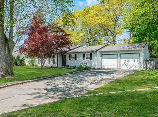 5 Oakwood Ave, Port Jefferson Station, NY 11776