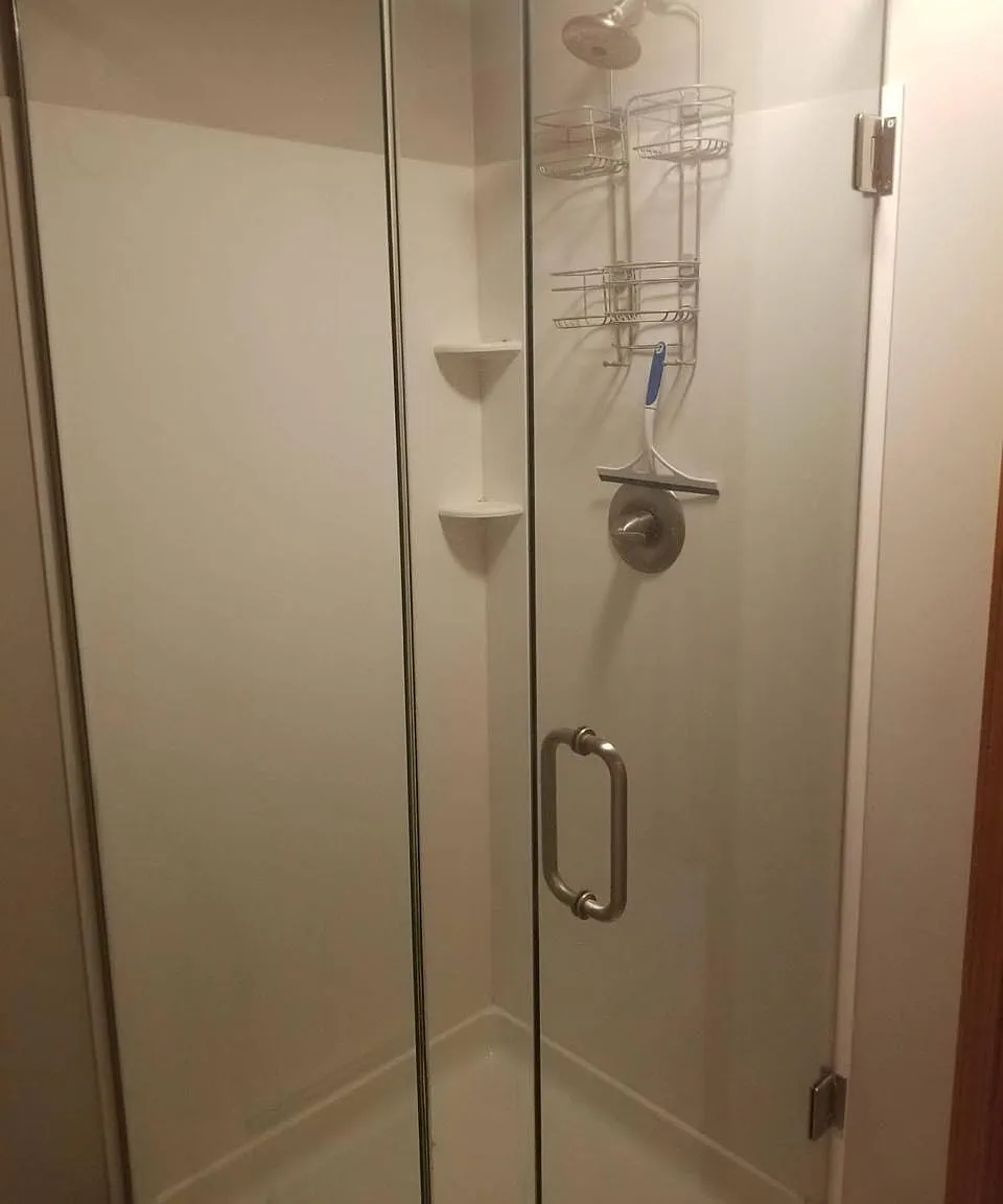 1 bed, 700 sqft, $1,700 — Photo 4