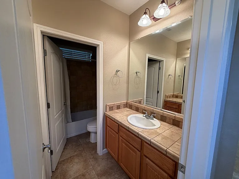 485 Cicada Ct — Photo 21