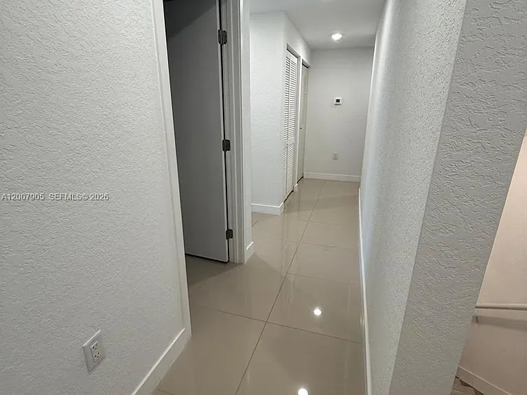 25664 SW 143rd Path — Photo 7