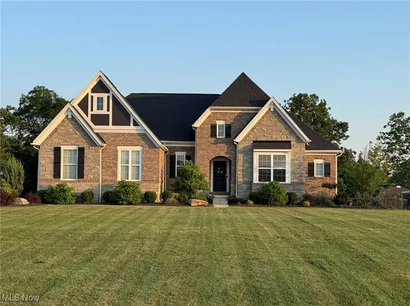 6420 Beaver Creek Pkwy, Valley City, OH 44280