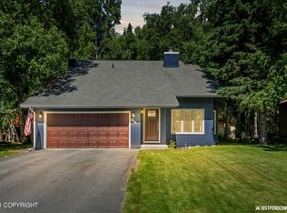 211 Galleon Dr, Anchorage, AK 99515