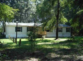 678 NE Marion Rd, Mayo, FL 32066