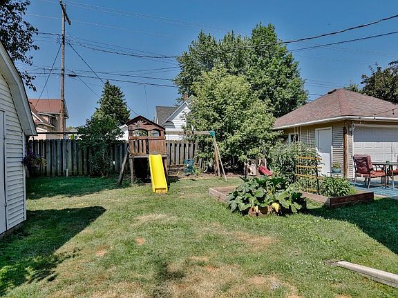 5th image of 634 S 5TH AVENUE