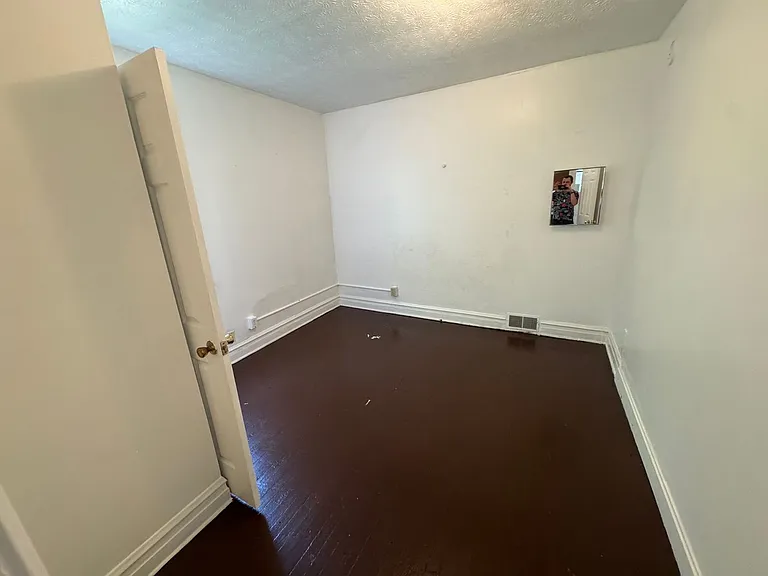 740 Fern St — Photo 8