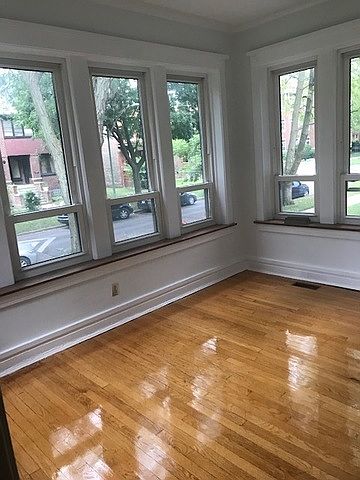 1st image of 7322 S Crandon Ave #1