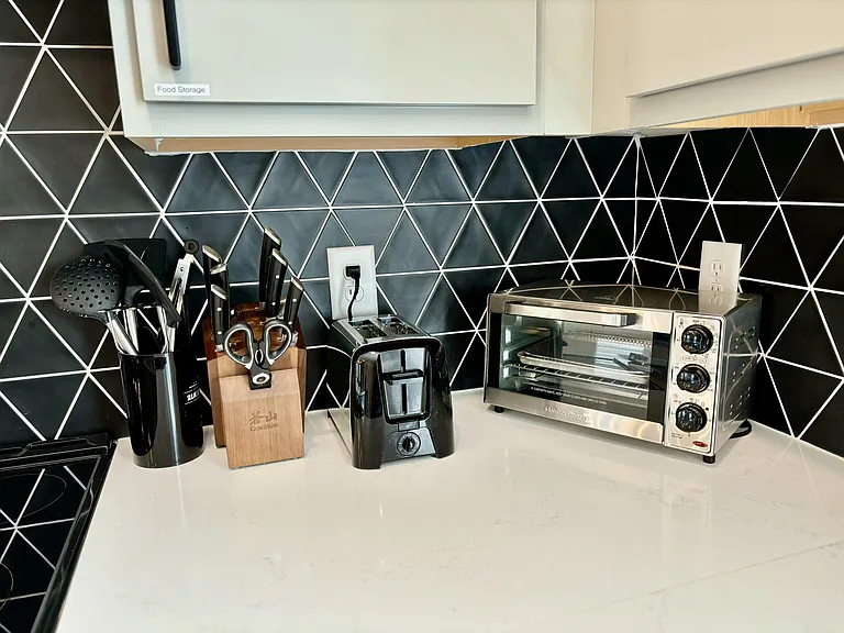 112 Fitzgerald Dr #3-ID1039082P — Photo 8