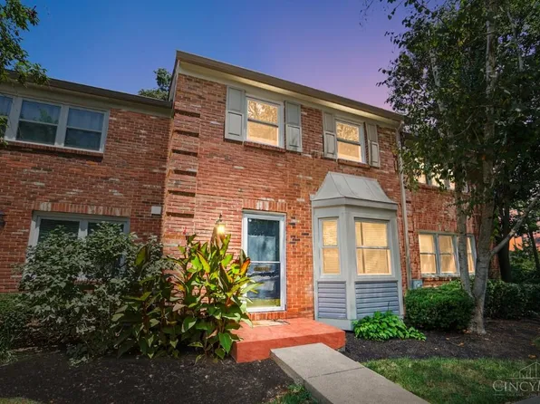 9132 Dominion Cir, Cincinnati, OH 45249