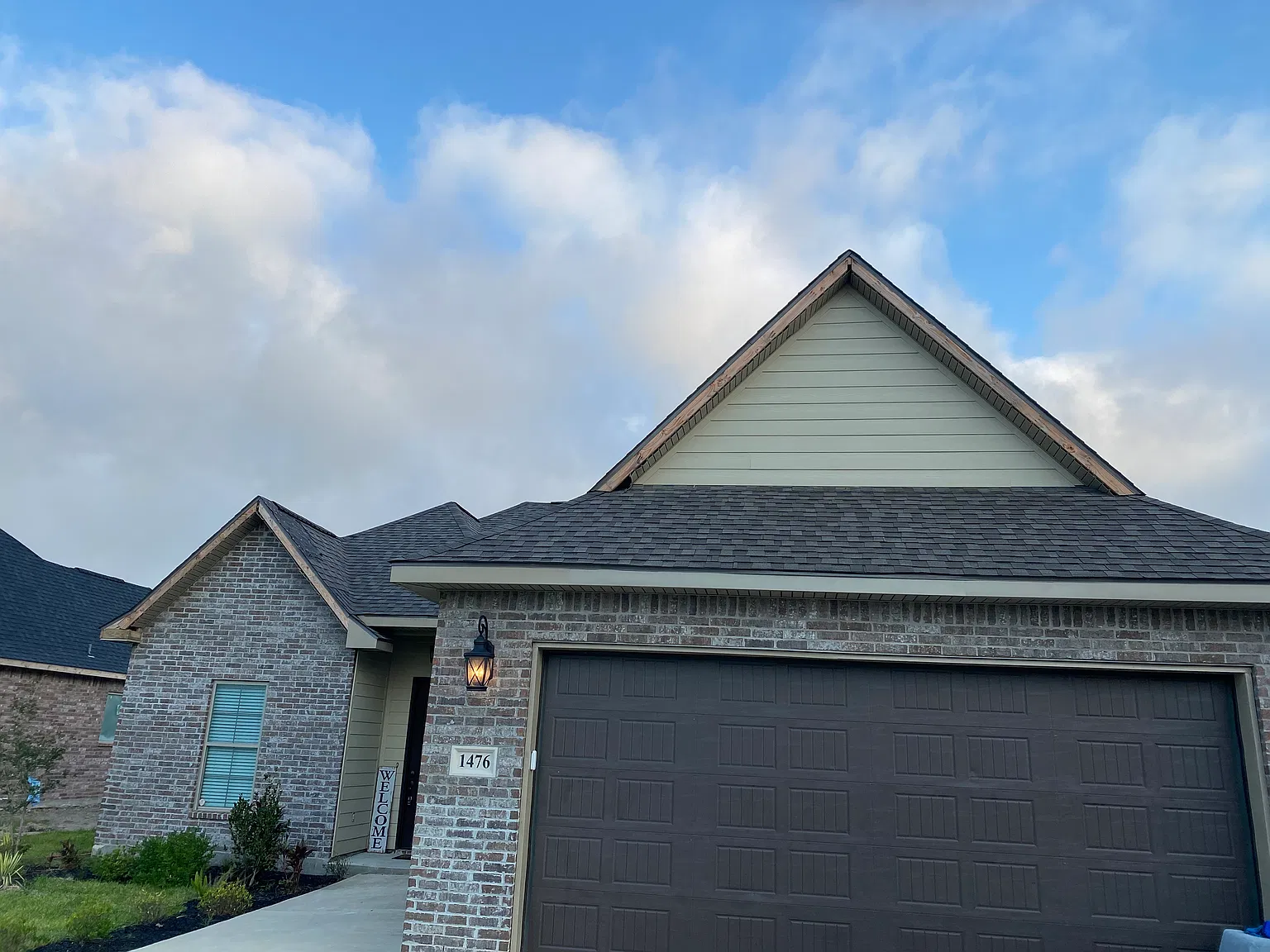 3 bed, 2150 sqft, $2,950 — Photo 1