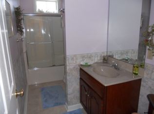 171 Hunters Trl, Gettysburg, PA 17325