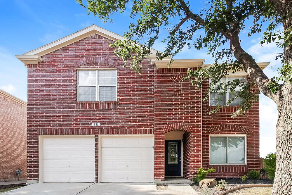 4 bed, 3.5 bath, 2920 sqft, $2,805 — Photo 1