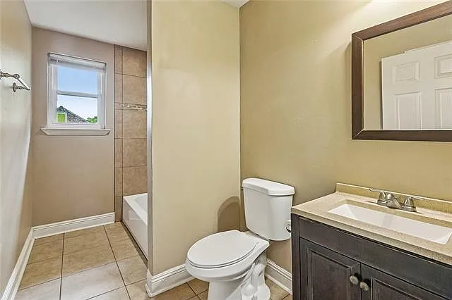 817 Egania St — Photo 14
