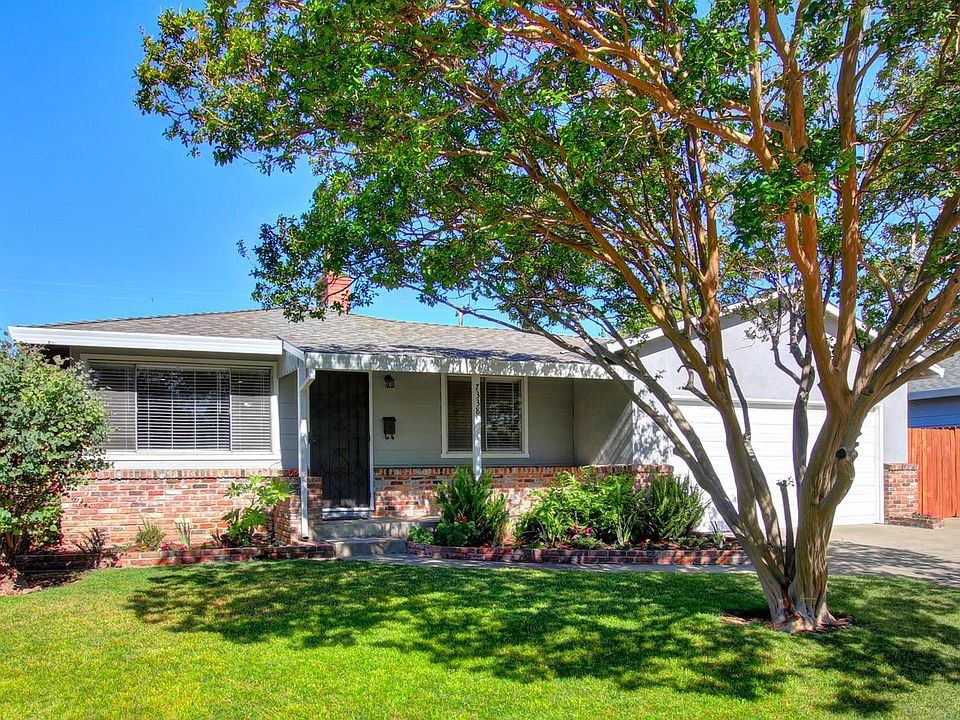 2nd image of 7338 Cranston Way