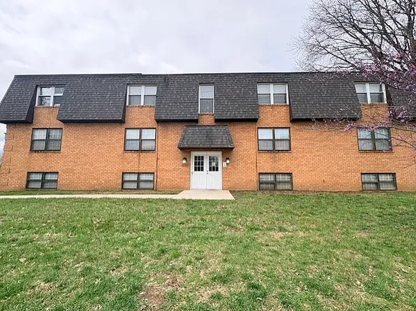 1450 Morgan St #1, Belleville, IL 62226