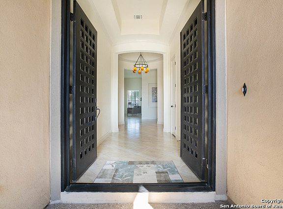 3rd image of 25319 Estancia Cir