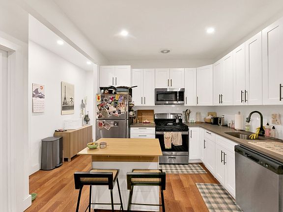 3rd image of 336 Cornelia St Floor 2