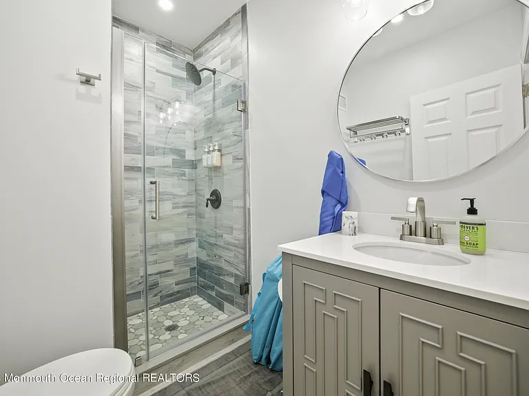 110 11th Ave #1 — Photo 15