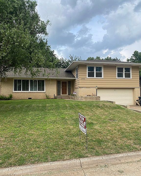 1st image of 1005 Lincoln Dr