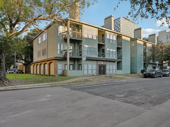 807 W 25th St APT 302, Austin, TX 78705
