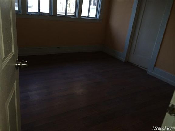 5th image of 1135 S Grant St