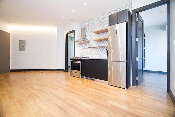 Rented by Nooklyn NYC LLC | media 22