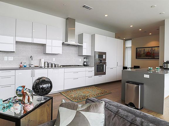 5th image of 4521 San Felipe St Unit 2104