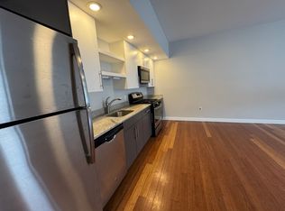 45 Poplar Dr APT 201, Cranston, RI 02920