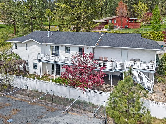 3rd image of 620 E 10th Ave