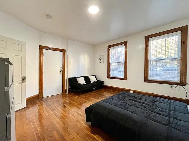 2 bed, 9999 sqft, $2,600 — Photo 3