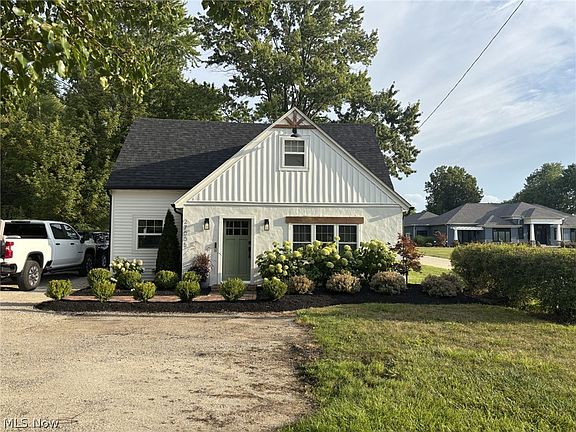 4th image of 27005 Bagley Rd
