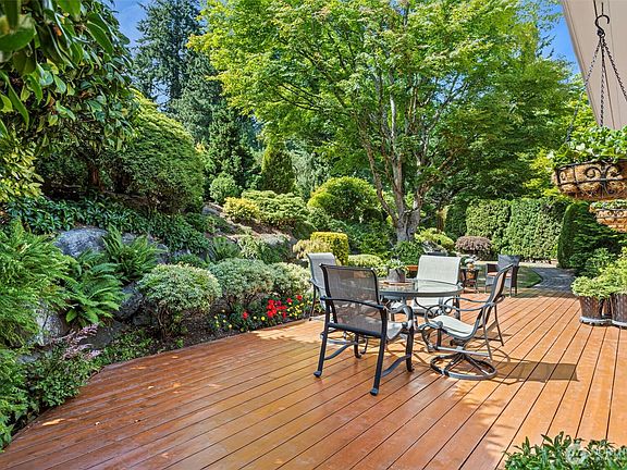 4th image of 19225 51st Avenue NE