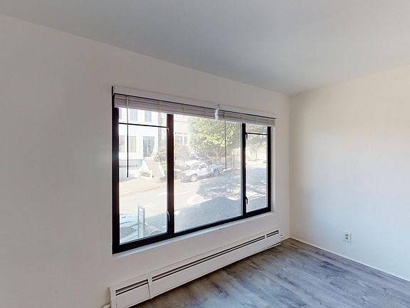 4th image of 2250 Buchanan St APT 1