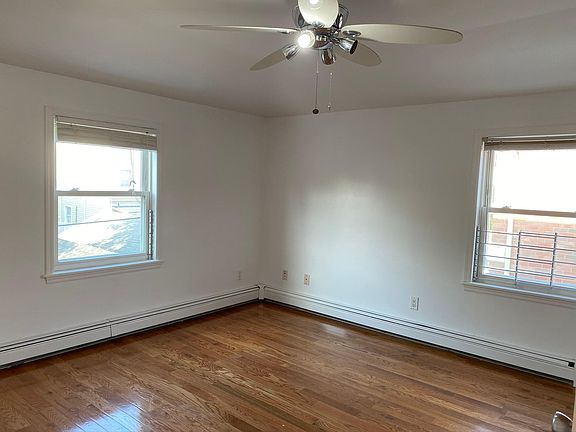 5th image of 136-19 63rd Ave Floor 2