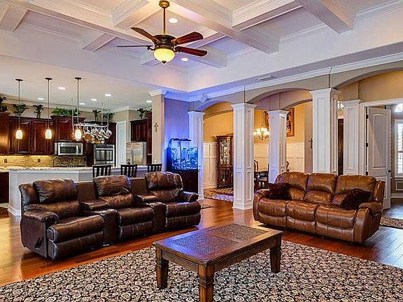 5th image of 3180 Foxwood Ln