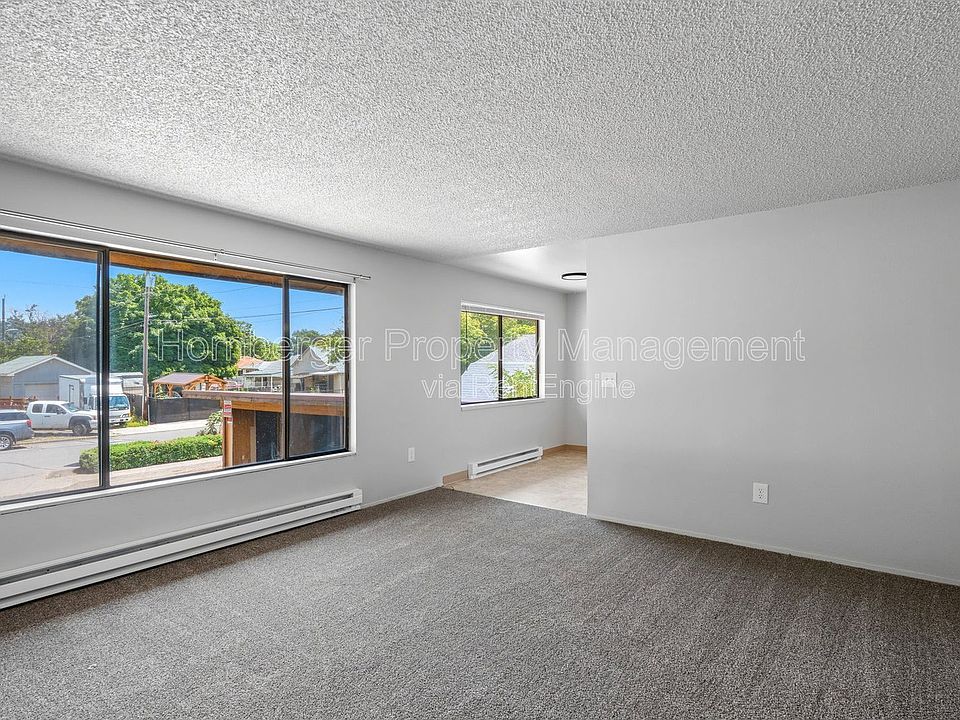 1st image of 2628 E Wellesley Ave APT 1