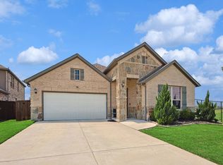 10409 Lakemont Dr, Fort Worth, TX 76131