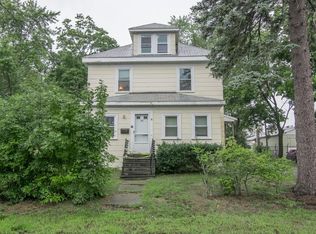 11 Perry Ave, Brockton, MA 02302