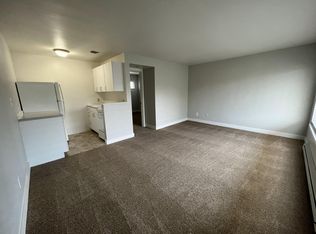 5656 Fauntleroy Way SW APT 8, Seattle, WA 98136