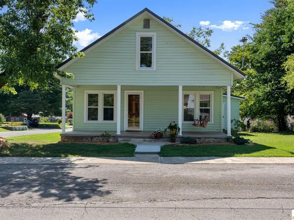 101 Mammoth Cave Ave, Park City, KY 42160