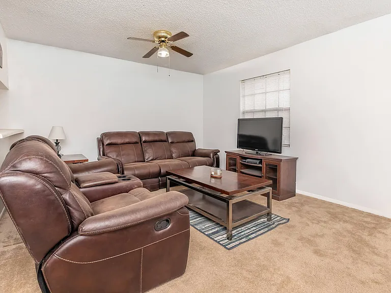 Rock Brook Apartments — Photo 19