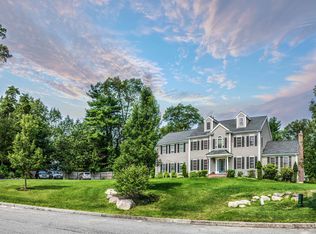 10 Mahoney Cir, Abington, MA 02351