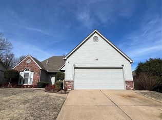 1004 W Inglewood St, Broken Arrow, OK 74011