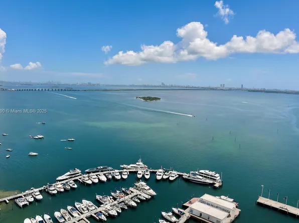 555 NE 15th St APT 32D, Miami, FL 33132