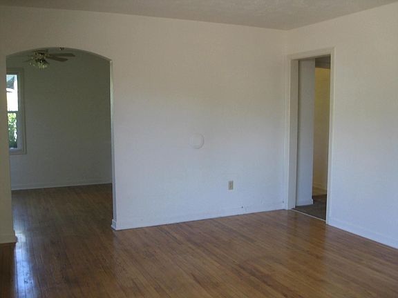 2nd image of 1352 NW Taylor Ave #1