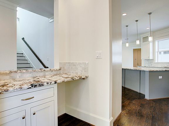 Butlers pantry/bar