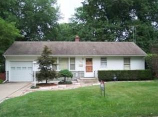 9203 E 74th Ter, Raytown, MO 64133