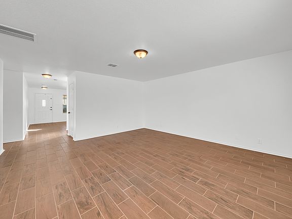4th image of 13307 Concordia Oak